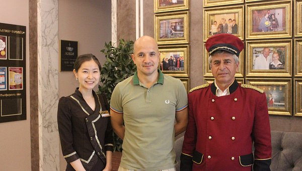 Член жюри шоу "Танцуют все!" в "Байкал-Плазе".